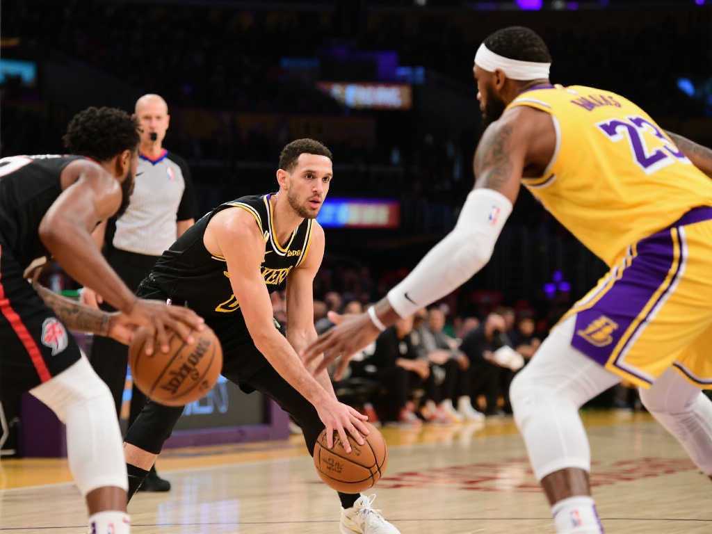 湖人防守强势回升 雷迪克怒斥掌控全场彰显领袖风范